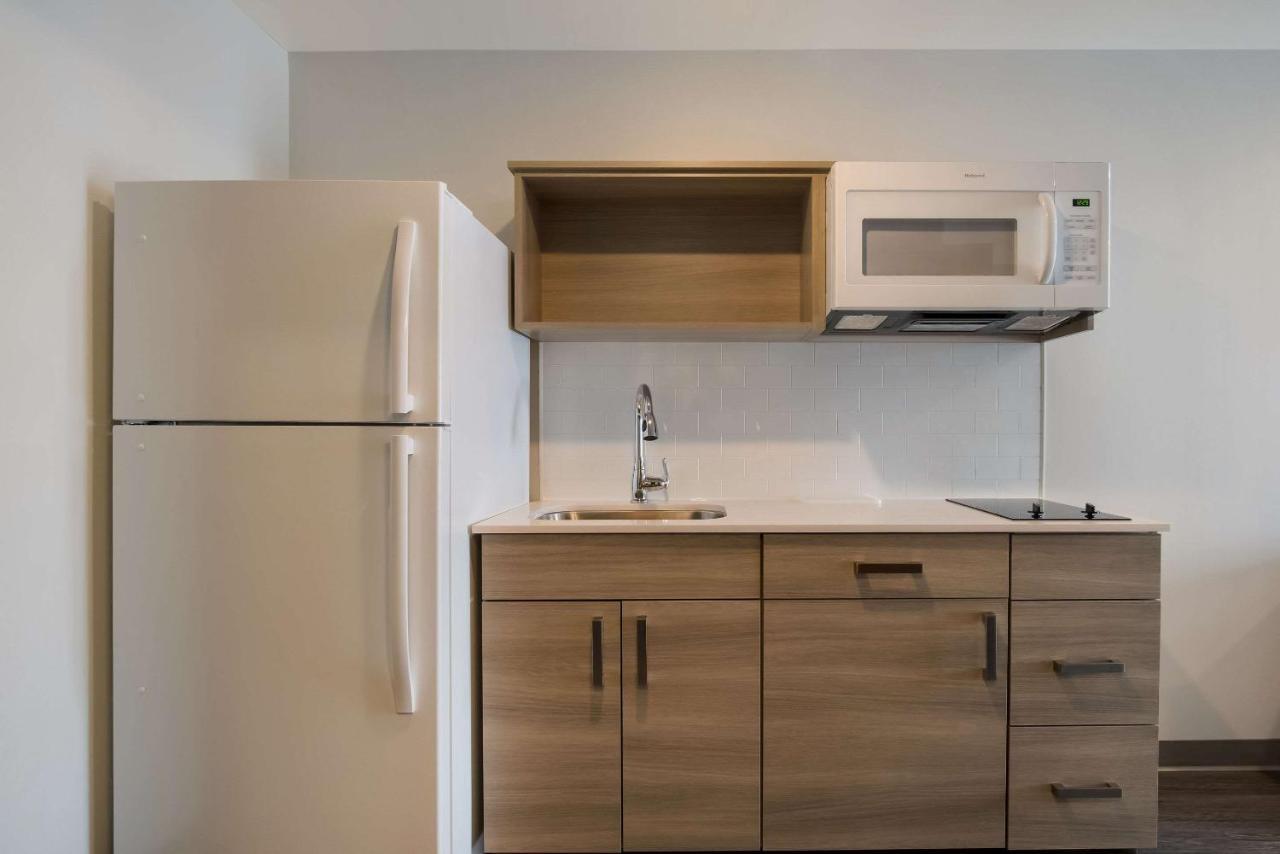 Woodspring Suites Grand Rapids Kentwood Cascade Bagian luar foto