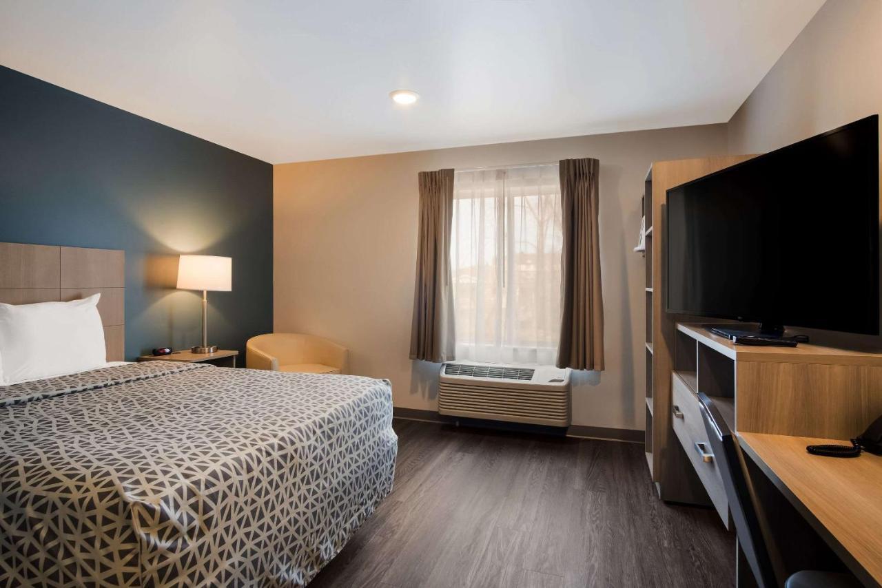 Woodspring Suites Grand Rapids Kentwood Cascade Bagian luar foto