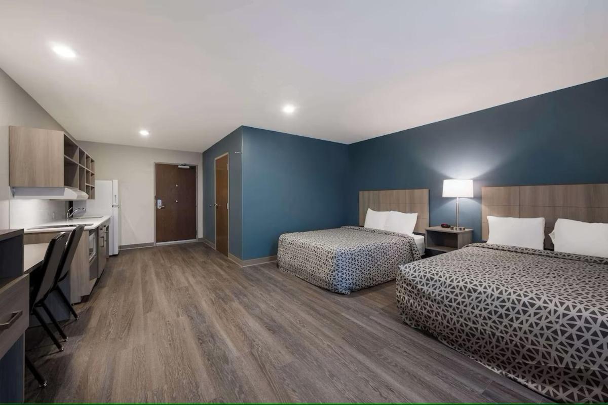 Woodspring Suites Grand Rapids Kentwood Cascade Bagian luar foto